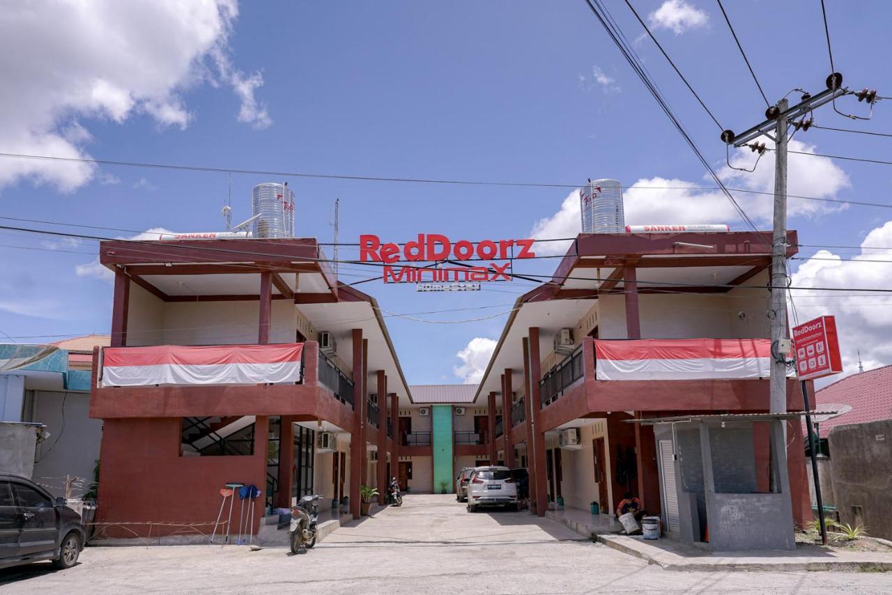 Reddoorz Syariah Near Bukit Teletubbies Padangsidempuan Otel Dış mekan fotoğraf