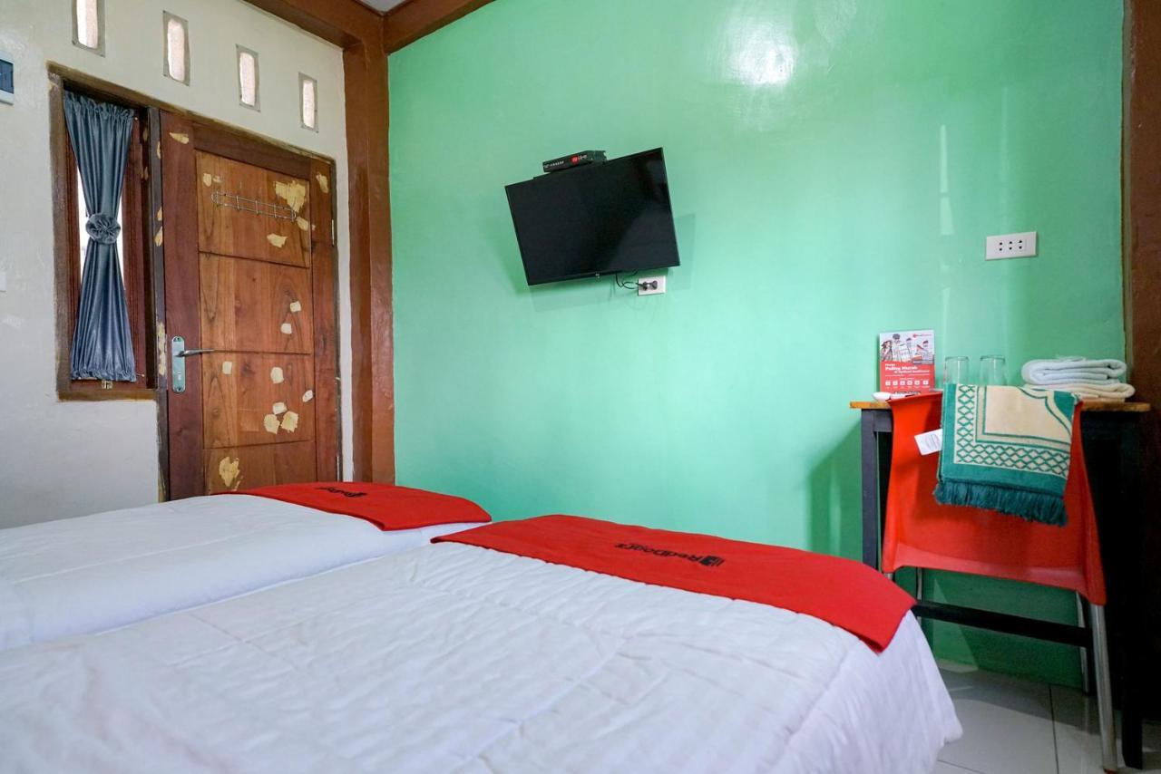 Reddoorz Syariah Near Bukit Teletubbies Padangsidempuan Otel Dış mekan fotoğraf